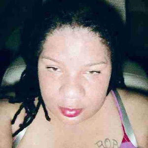 Meet your Posher, Lenora